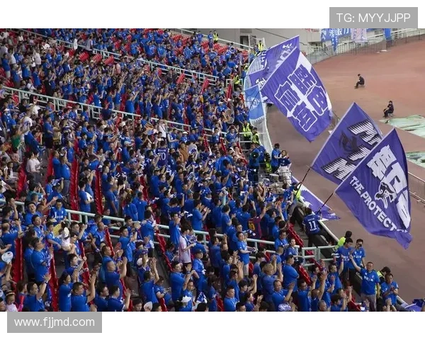 三镇球迷，绘出热爱！